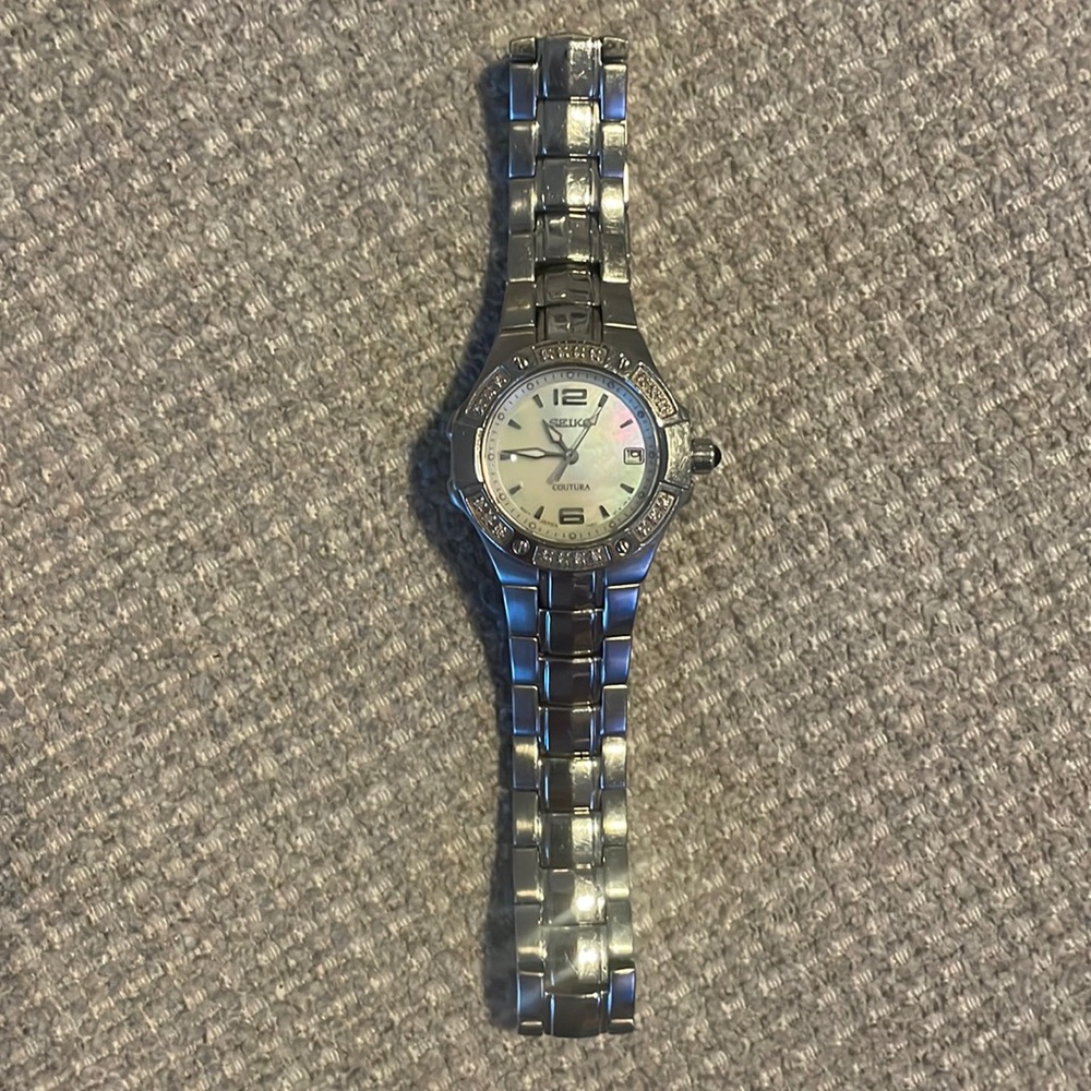 Seiko mother of pearl watch